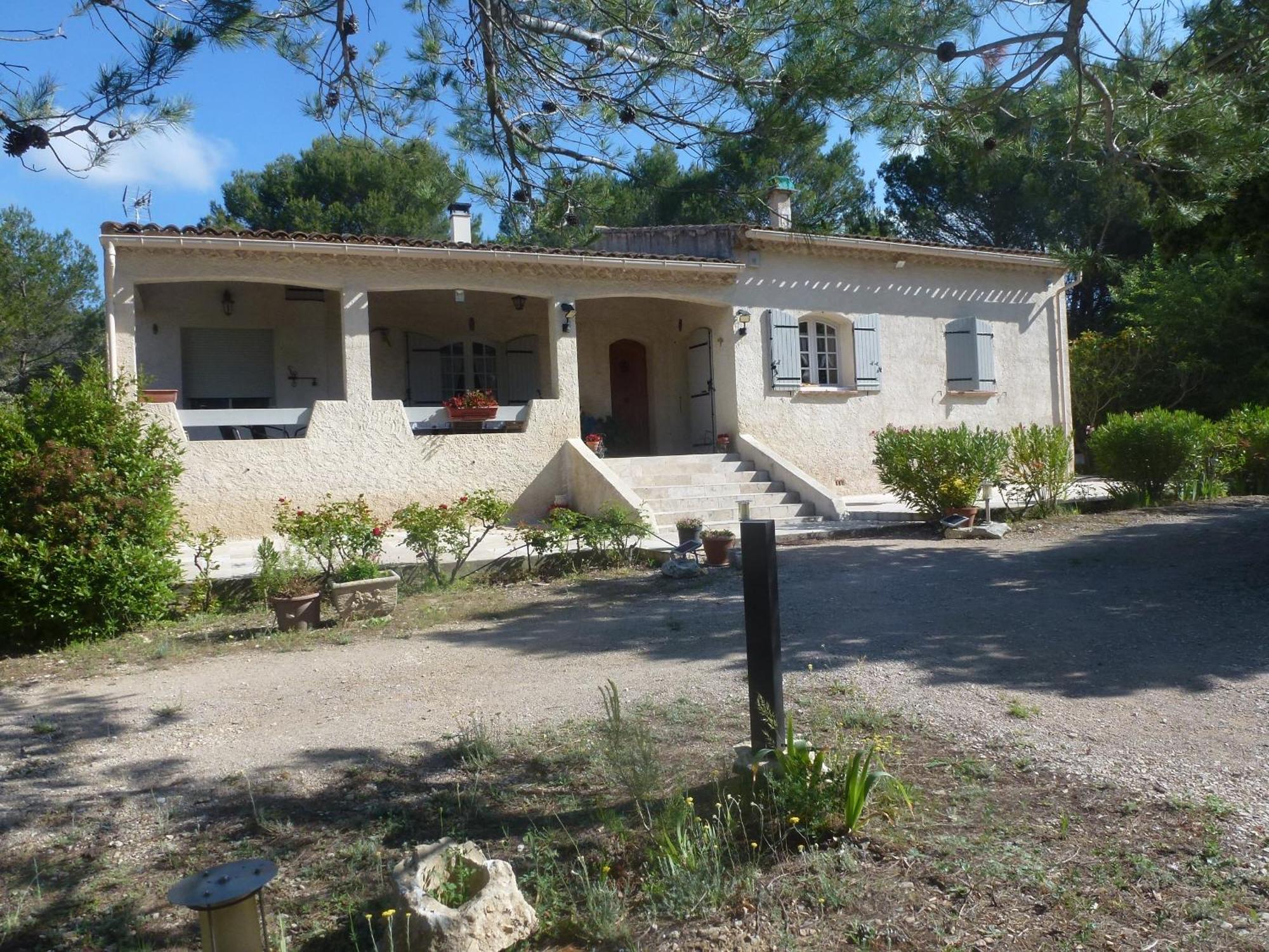 Chambre d'hôtes La Pinede Lambesc Exterior foto